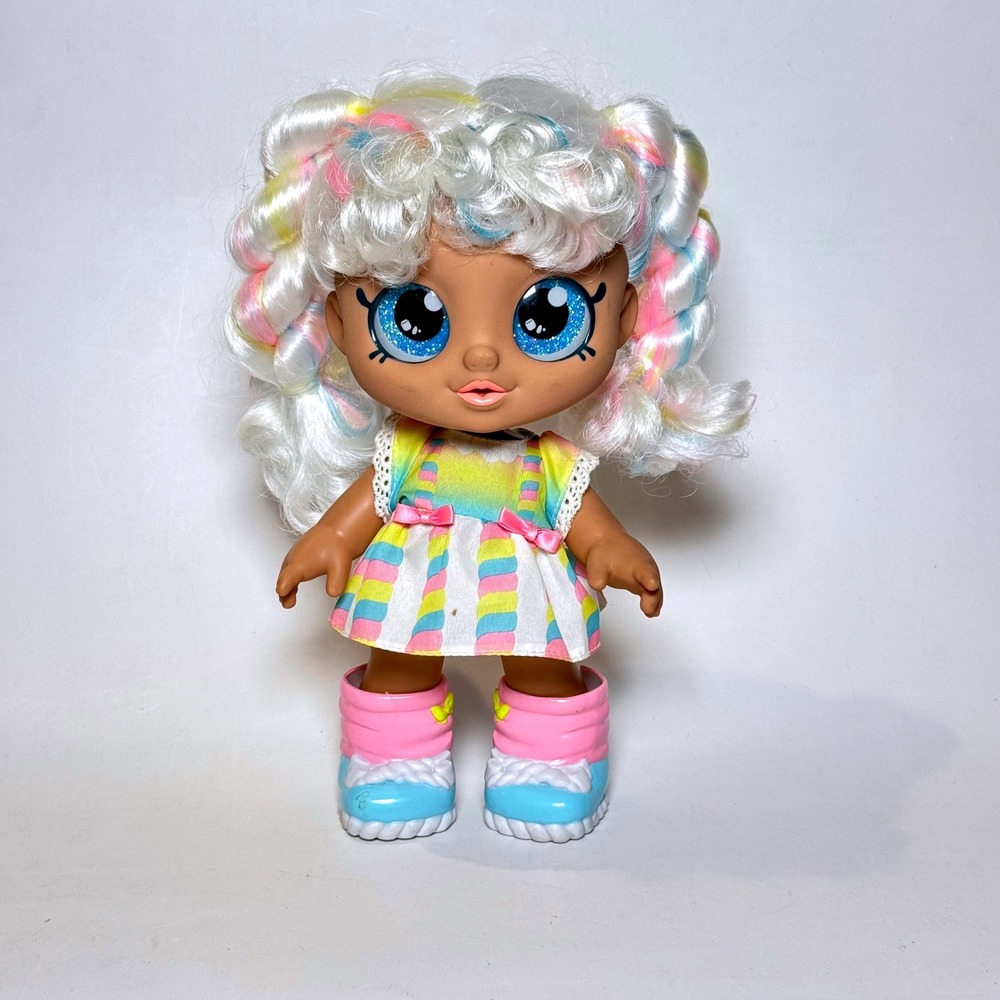 Moose Toys Kindi Kids Marsha Mello Doll White Pastel Hair Glitter Eyes EL23119
